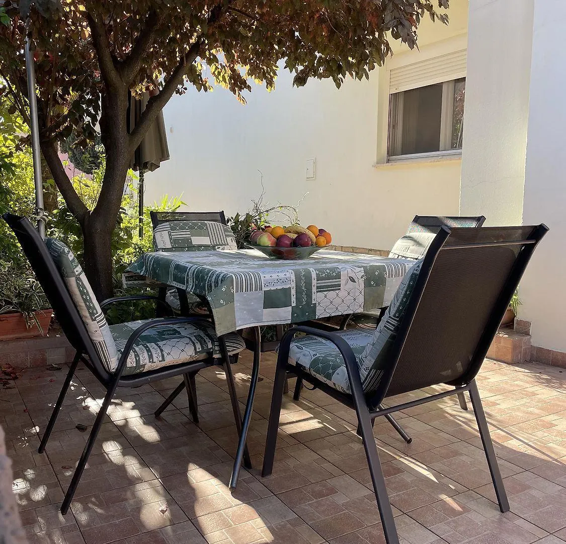 Mediterranes Apartment Mit Grillbereich, Liegen Im Garten, Privatparkplatz, Wifi Rovinj 0*,