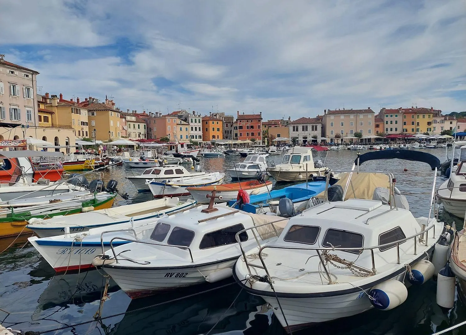 Mediterranes Apartment Mit Grillbereich, Liegen Im Garten, Privatparkplatz, Wifi Rovinj 0*,  Croatia