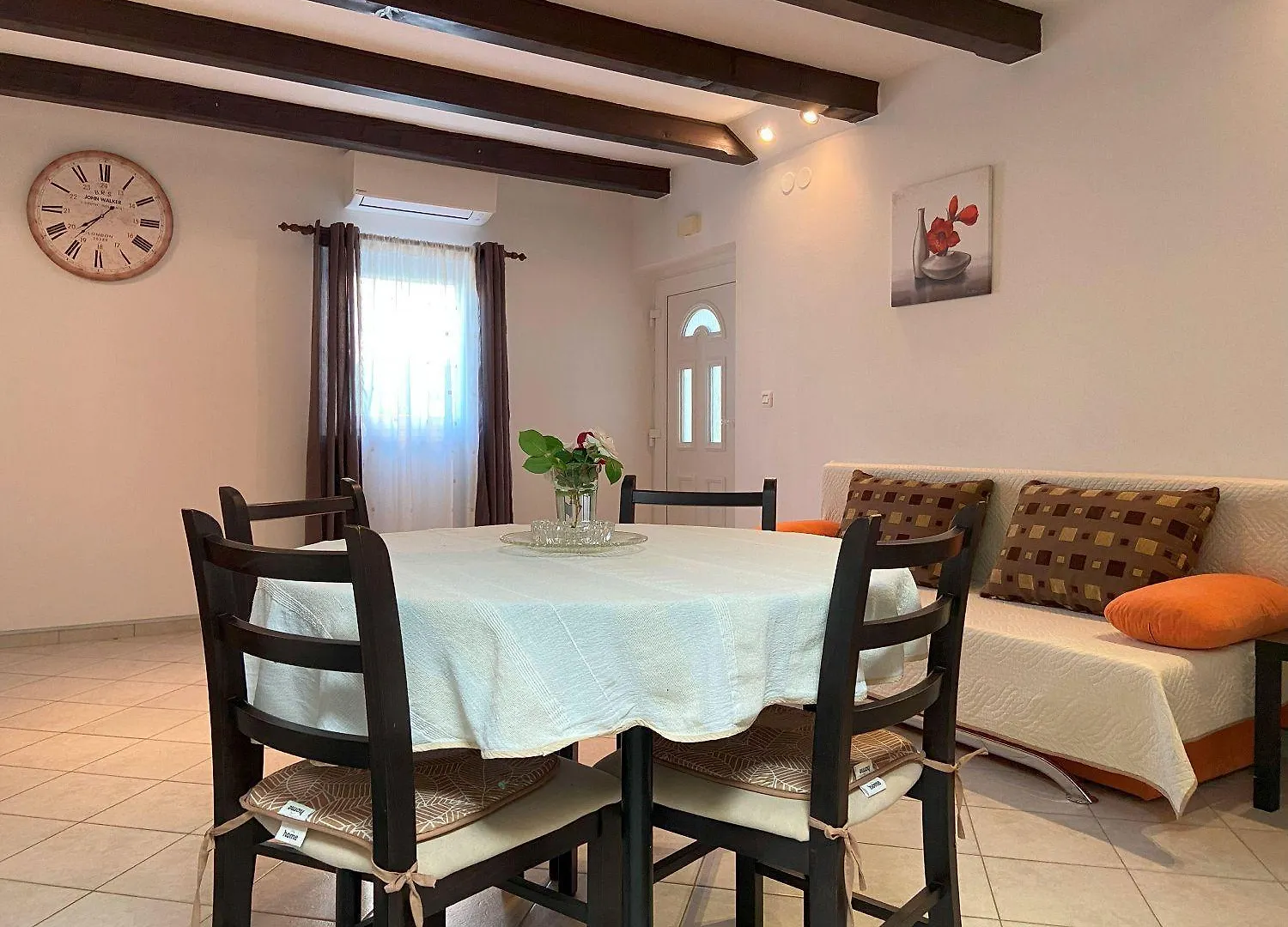 Mediterranes Apartment Mit Grillbereich, Liegen Im Garten, Privatparkplatz, Wifi 罗维尼